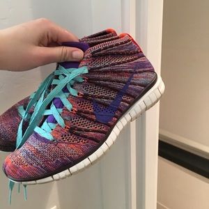 Nike FLYKNIT CHUKKAS